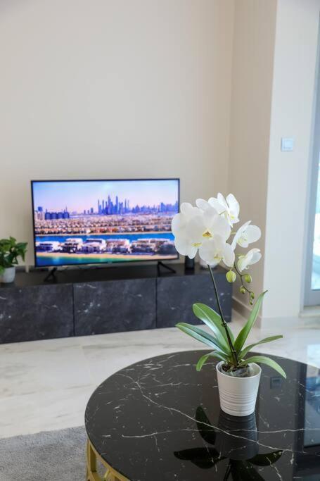 Deal!!! Brand New 1 Bed Condo In The Heart Of Dubai Marina Exterior photo